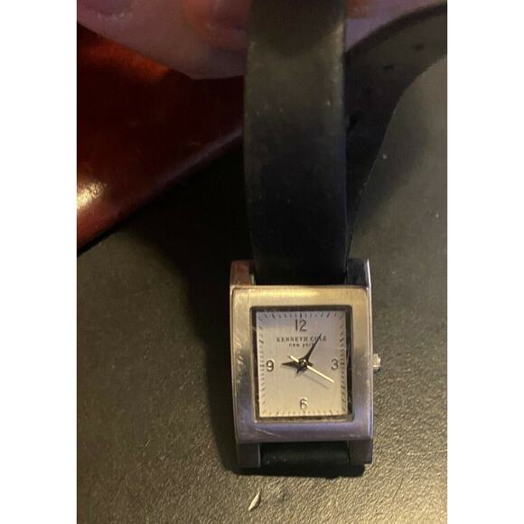 women's 20mm Kenneth Cole New York Watch, Brushed metal Case, Black Leather Band - Picture 2 of 2